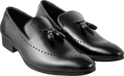 

Metro Awesome Slip On For Men(Black, 11;black