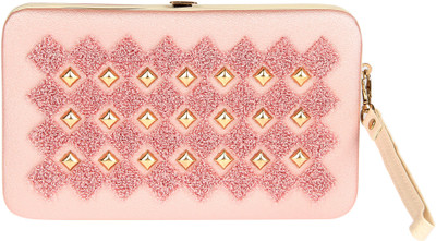 

aaradhya creations Casual Pink Clutch