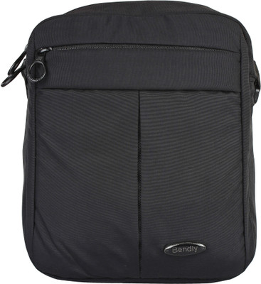 

Bendly Men & Women Sports Black Polyester Sling Bag
