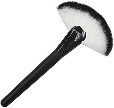 

Buytra Professional Make Up Tool Face Powder Blush Brush Foundation Makeup Brush Cosmetic Brush(Pack of 1)