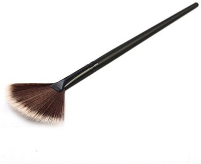 

Team-management Fan Brush Portable Slim Professional Makeup Brush Highlighter Contour Face Powder By(Pack of 1)