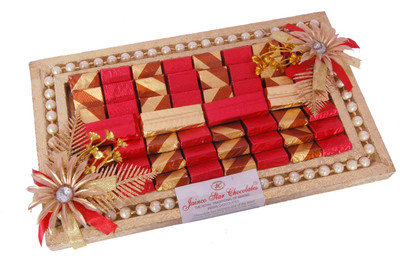 

Jainco Star Chocolates Pearl Tray 2 Type of Chocolate Gift Pack Red and Golden Colour Caramels(52)