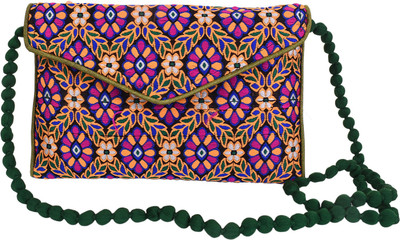 

Craft Trade Casual Multicolor Clutch