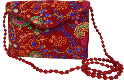 

Craft Trade Casual Red Clutch