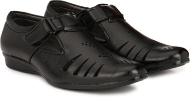 

LAYASA Men BLACK Sandals