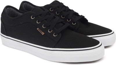 

Vans CHUKKA LOW Sneakers For Men(Black, (10 oz. canvas) black/white