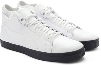 

Puma Play B&W Sneakers For Men(White, Puma white-puma white-puma black