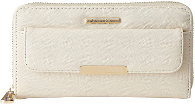 

Diana Korr Casual Beige Clutch