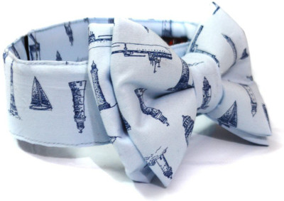 

That Dog In Tuxedo Lighthouse Dog Everyday Collar(, Grey