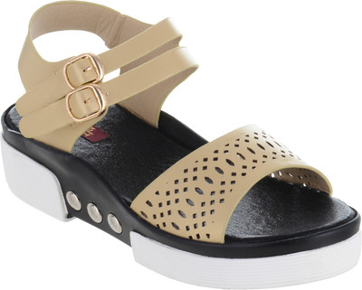 

Shuz Touch Women GOLDEN Wedges