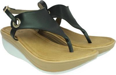 

Inc. Women Black Sandals