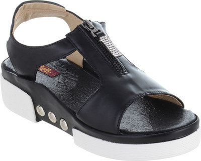 

Shuz Touch Women BLACK Flats