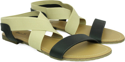 

Inc.5 Women Black Flats