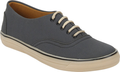 

Quarks canvas sneakers Casuals For Men(Grey