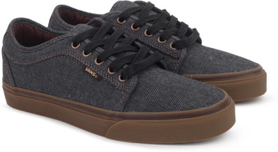 

Vans CHUKKA LOW Sneakers For Men(Grey, (oxford) black/gum