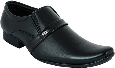 

Myloz Limited Edition Slip On For Men(Black