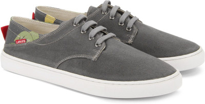 

Levi's Sunset laced shoe Sneakers For Men(Black, Grey