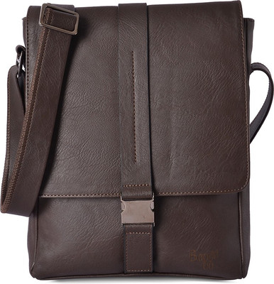 

Baggit Men Brown Leatherette Sling Bag
