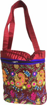 

Minky's Decor Women Casual Multicolor Velvet Shoulder Bag