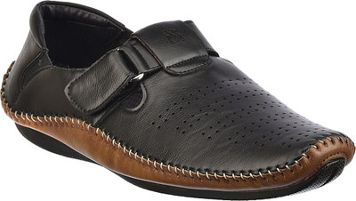 

Brandvilla Men black Casual