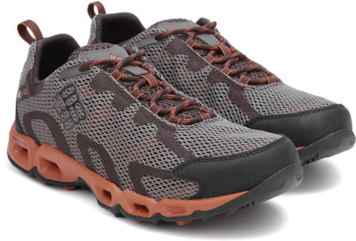 

Columbia NEWTON RIDGEPLUS II WATERPROOF Hiking/Trekking For Men(Brown, 231