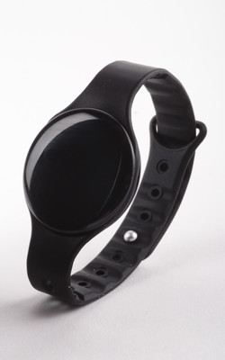 

Nextech Digital Watch with silicon bands Black Smartwatch(Black Strap Regular)