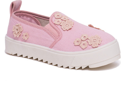 

Scentra Slip On Sneakers For Women(Pink