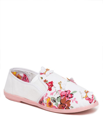 

Scentra Canvas Shoes For Women(Pink