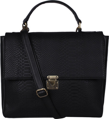 

BERYPECKERS Hand-held Bag(Black)