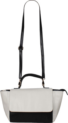 

BERYPECKERS Hand-held Bag(White)