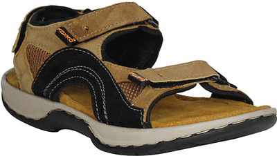 

KOXKO Men Beige Sandals