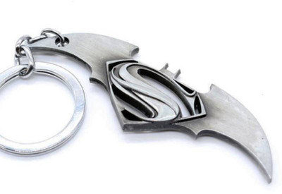 SOI BvS - Silver Key Chain