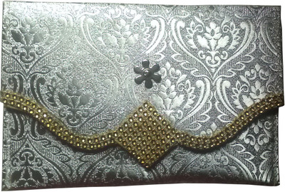 

DNS DESIGNER COLLECTION Casual Silver Clutch