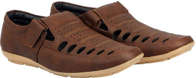 

FAUSTO Men Brown Casual