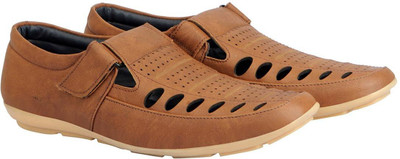 

FAUSTO Men Tan Casual
