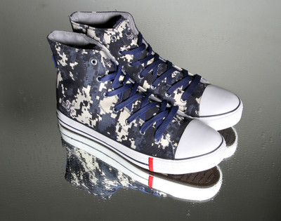

Flying Machine Mid Ankle Sneakers For Men(Blue, Navy
