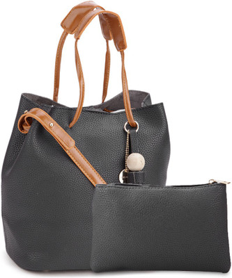 

Lino Perros Shoulder Bag(Black)