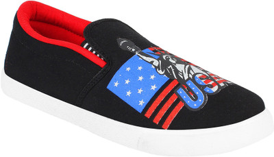 

World Wear Footwear Black_654 Slip On Sneakers For Men(Multicolor