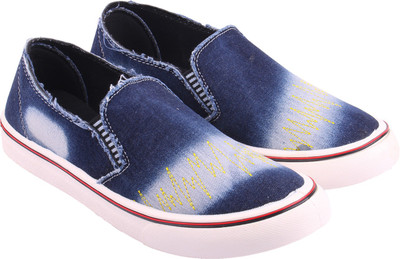 

World Wear Footwear Blue_1003 Loafers For Men(Blue