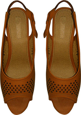 

Aman Women Brown1 Wedges