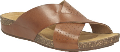 Clarks Women Dark Tan Lea Flats