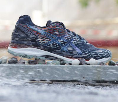 Asics GEL-NIMBUS 18 Running Shoes For Men(Blue, Poseidon/dark sapphire/koi