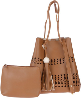 

Fur Jaden Tote(Beige)