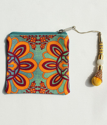

fatfatiya Dazzling Flower Motif Coin Pouch(Multicolor)