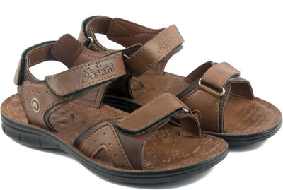 

Asian Men BROWN Sandals