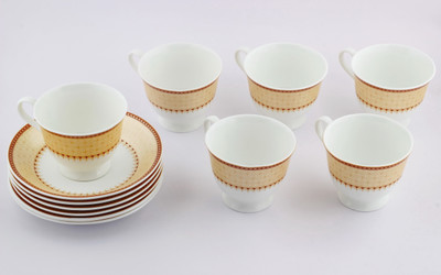 

Swagger Royal golden bone china cup and saucer set Bone China(Multicolor, Pack of 12)