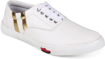 

Zapatoz Sneakers For Men(White