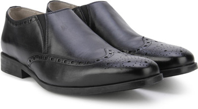 

Clarks Amieson Slip Black Leather Lace Up For Men(Black, Black leathe