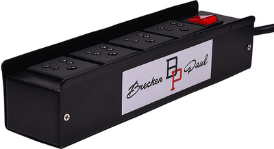 

Brecken Paul 3 metres, 4 sockets Metal 240 A Five Pin Socket