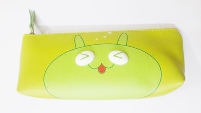 

Golden 1 pouch type Art Artificial Leather Pencil Box(Set of 1, Green)